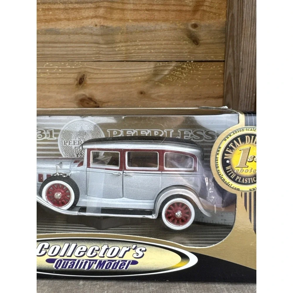Anson Prestige Edition Collectible Quality Model Car 1931 PeerLess 1/18, IN BOX!